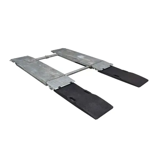 Gummirampe / påkjøringsrampe for sakseløfter 100x48x5cm